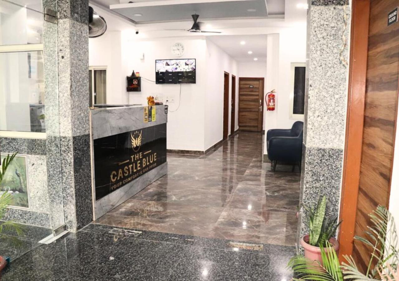 The Castle Blue Hotel Greater Noida Ngoại thất bức ảnh